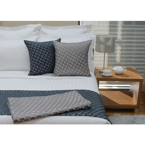 Regency Ocean Bed Runner - King